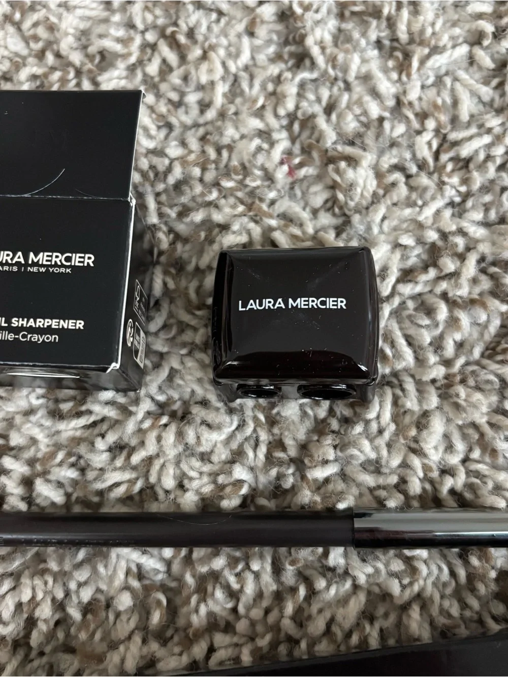 laura mercier graphite eye Liner Pencil with Sharpener nwt new